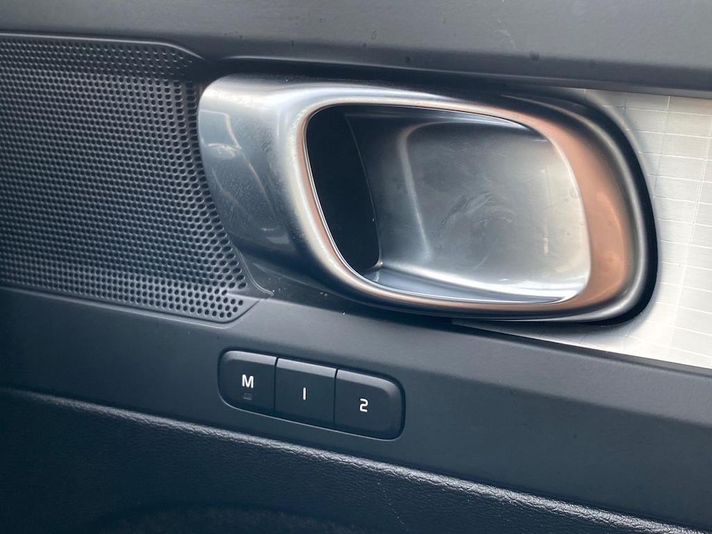 Used Volvo XC40 2024 for sale - 76543045: Photo 33