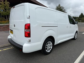 Used Vauxhall Vivaro 2020 for sale - 76017930: Photo