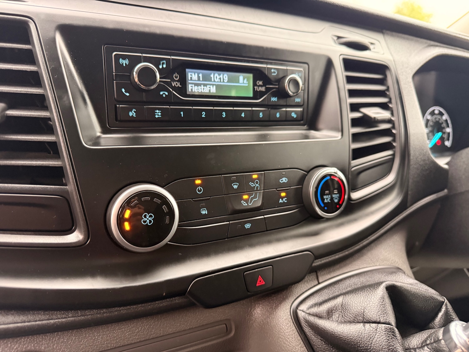 Used Ford Transit Custom 2019 for sale - 76088664: Photo 4