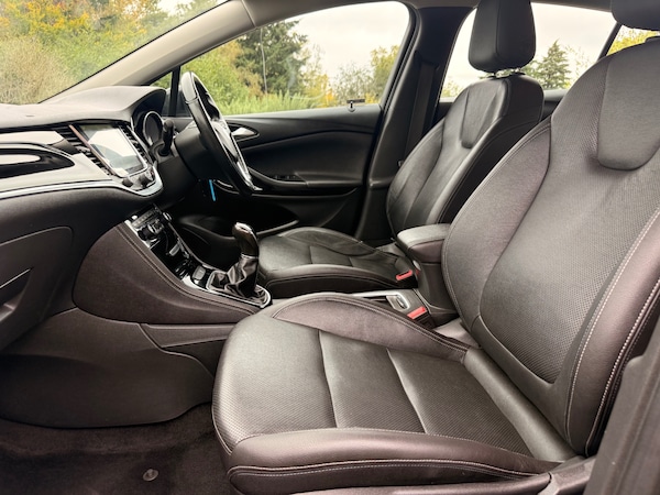 Used Vauxhall Astra 2016 for sale - 76287809: Photo 2