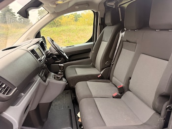 Used Vauxhall Vivaro 2022 for sale - 76089046: Photo