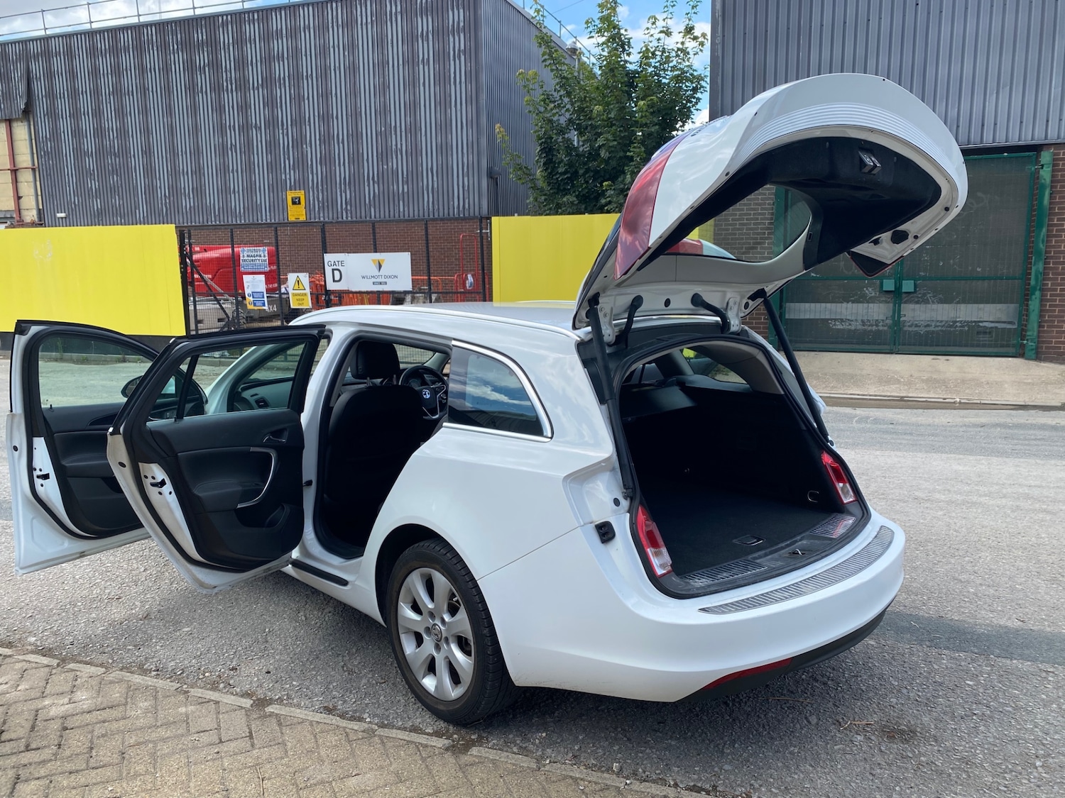 Vehicle 33