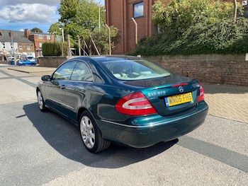Used Mercedes-Benz CLK 2005 for sale - 75718581: Photo