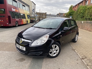 Used Vauxhall Corsa 2009 for sale - 75731508: Photo