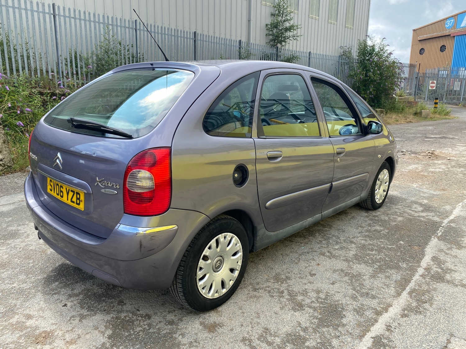 Vehicle 22