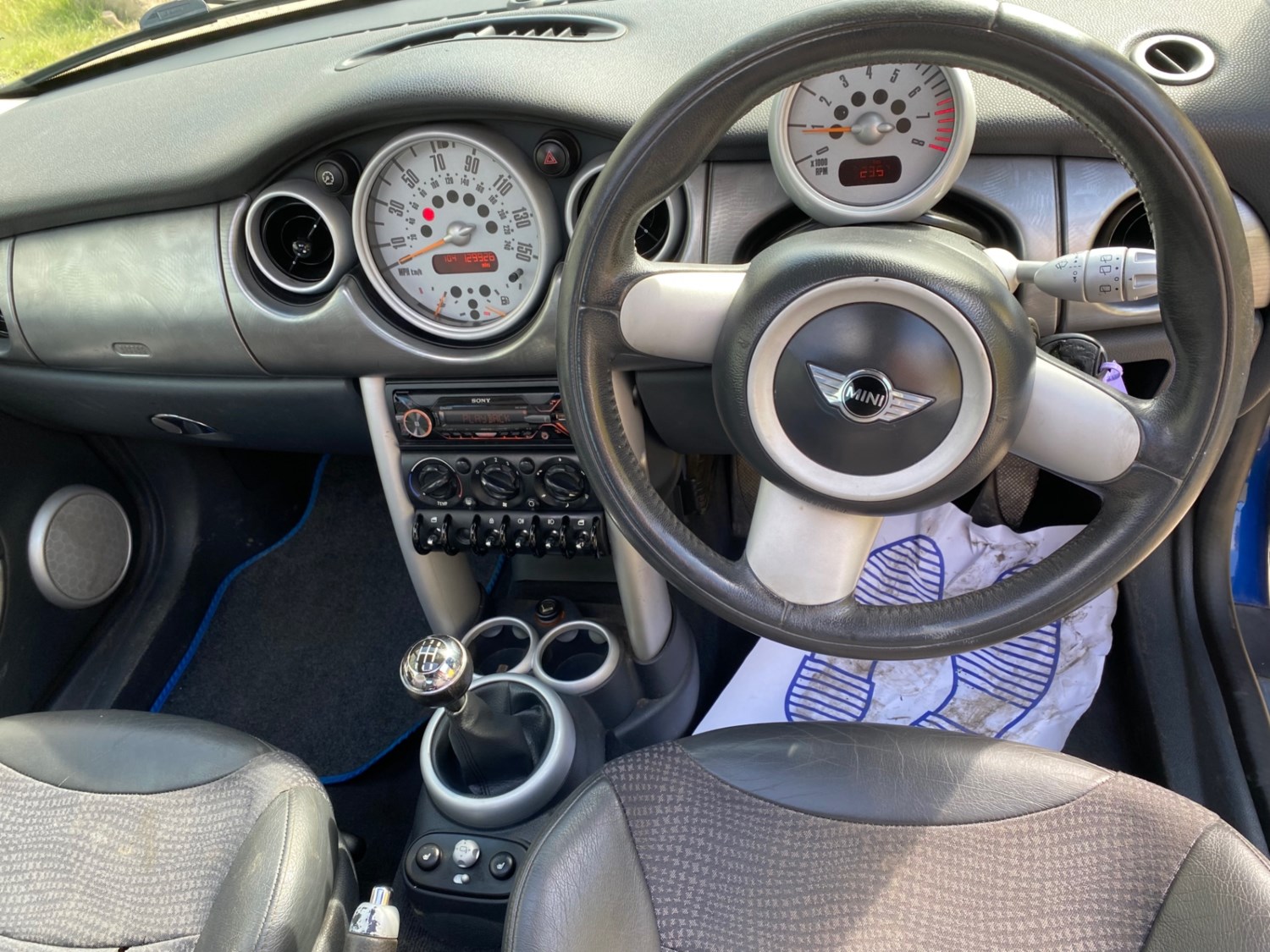 MINI Hatch 2004 (04) - Mini 1.6 Cooper 3dr - Image 8