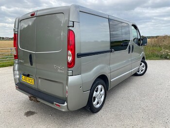 Used Renault Trafic 2010 for sale - 75587558: Photo