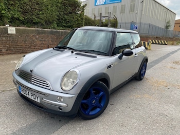 Used MINI Hatch 2004 for sale - 75718569: Photo