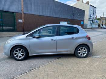 Used Peugeot 208 2013 for sale - 75062963: Photo