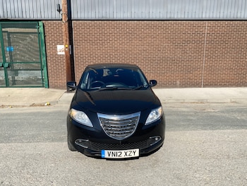 Used Chrysler Ypsilon 2012 for sale - 75594290: Photo