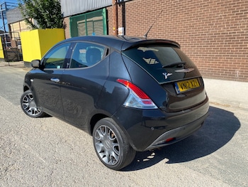 Used Chrysler Ypsilon 2012 for sale - 75594290: Photo