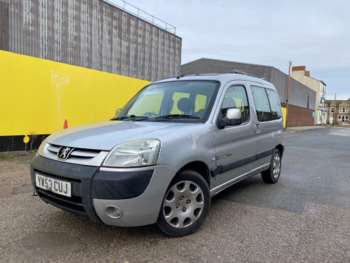 2004 (53) - Peugeot Partner 2.0 HDi Quiksilver Combination 5-Door