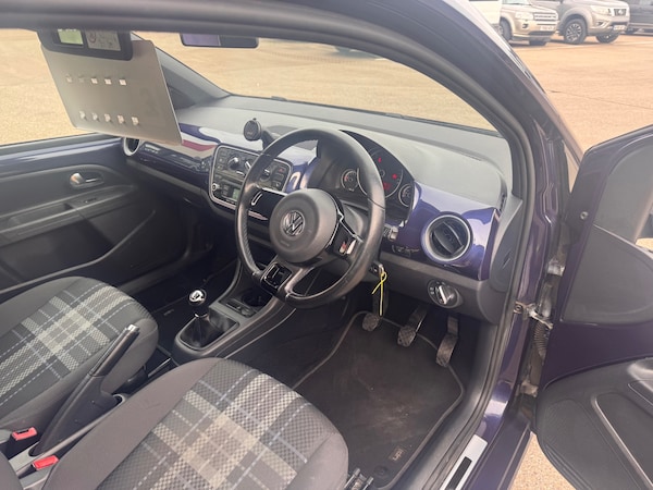 Used Volkswagen up! 2016 for sale - 73911435: Photo 12