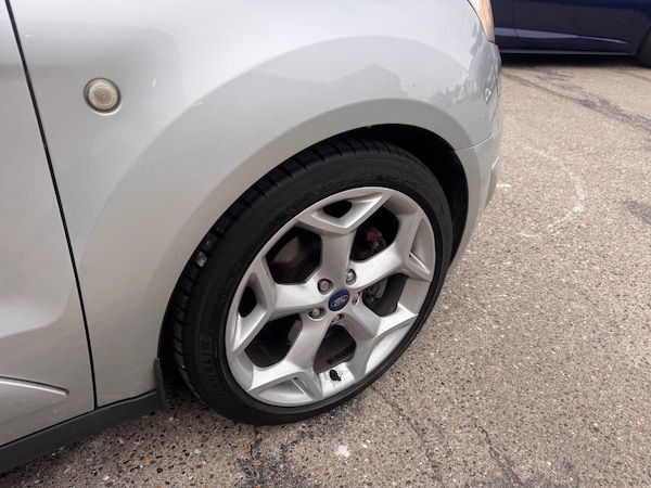 Used Ford Grand Tourneo Connect 2016 for sale - 76304580: Photo 16