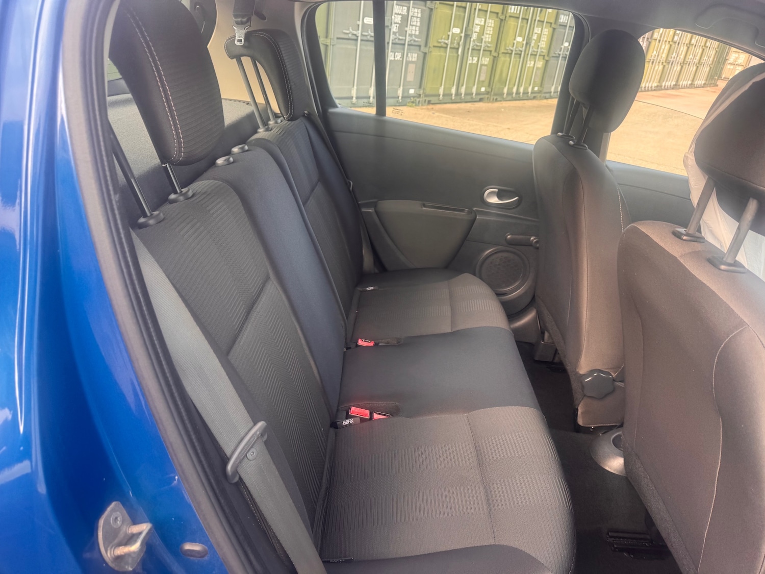 Used Renault Clio 2011 for sale - 76218762: Photo 11