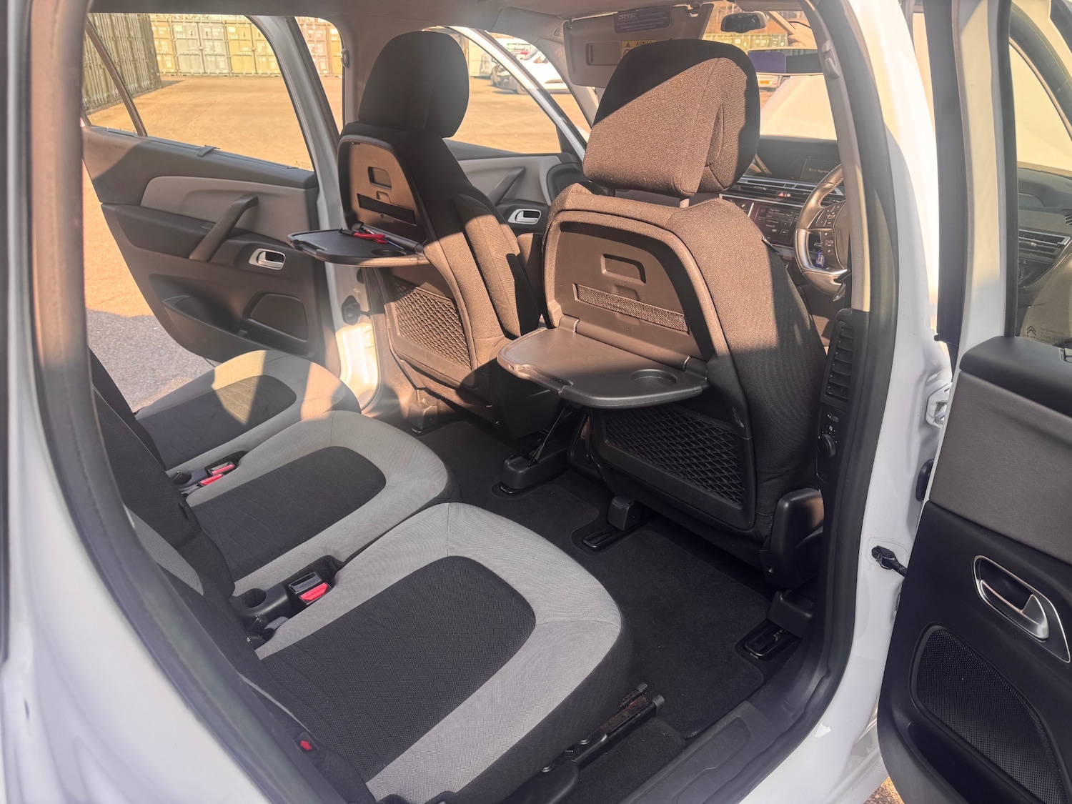 Used Citroen Grand C4 Picasso 2014 for sale - 77760679: Photo 14