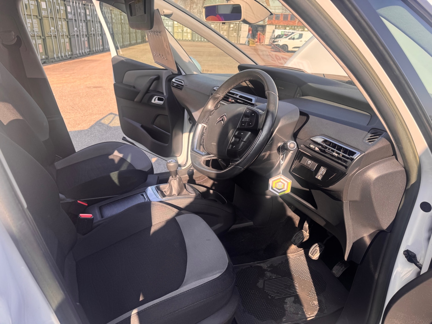 Used Citroen Grand C4 Picasso 2014 for sale - 77760679: Photo 9