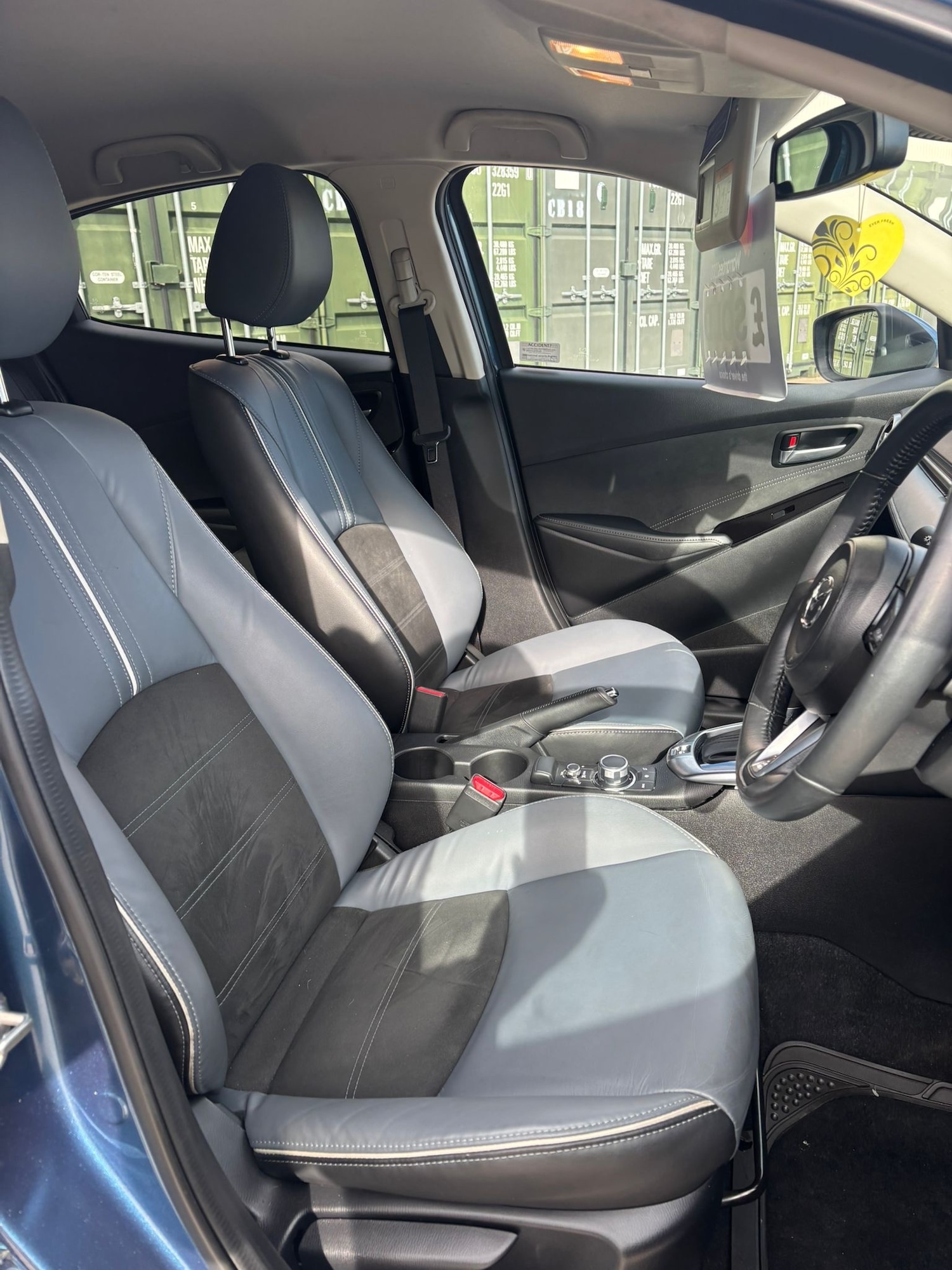 Used Mazda Mazda2 2022 for sale - 77930561: Photo 15