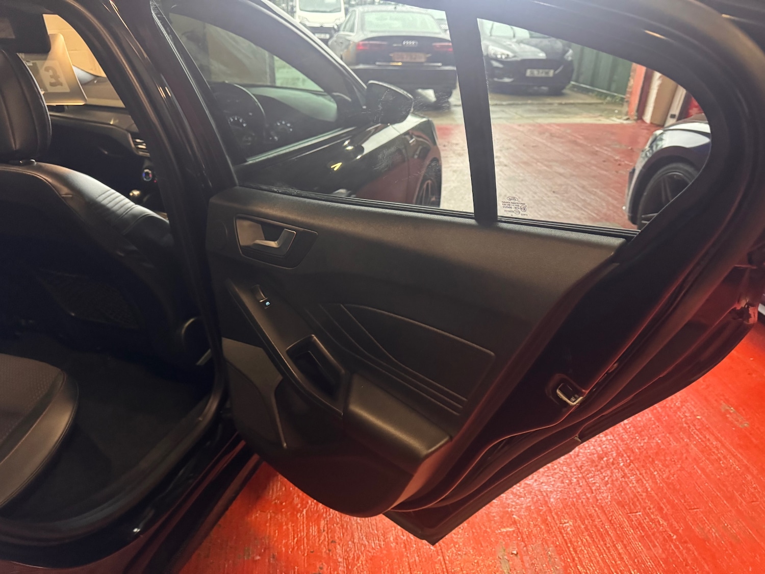 Used Ford Focus 2019 for sale - 76543086: Photo 11