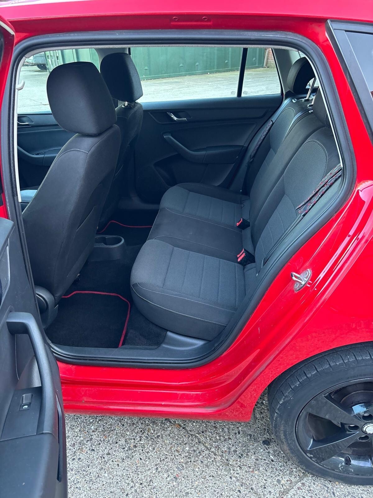 Used Skoda Rapid Spaceback 2014 for sale - 77758712: Photo 15