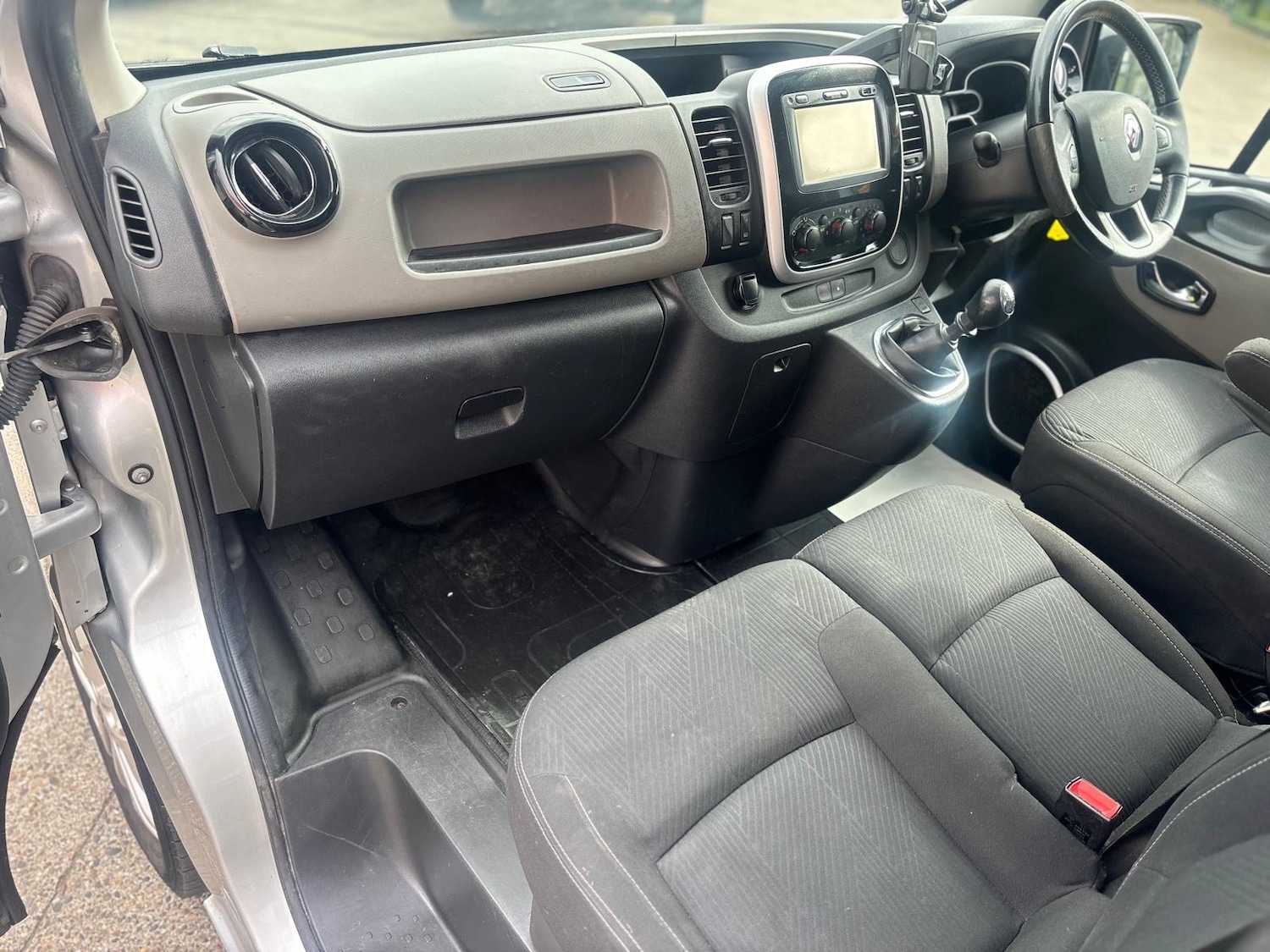 Used Renault Trafic 2018 for sale - 78040519: Photo 14