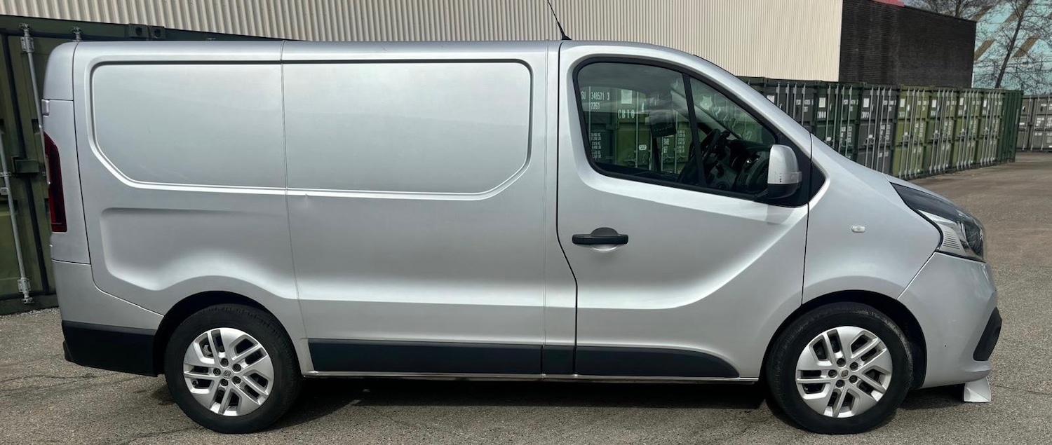 Used Renault Trafic 2018 for sale - 78040519: Photo 2