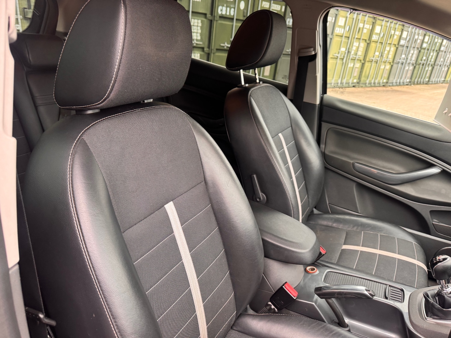 Used Ford Kuga 2012 for sale - 77915595: Photo 12