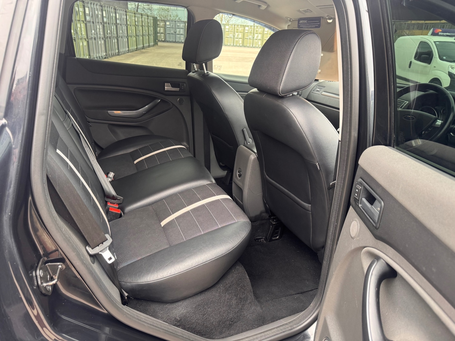 Used Ford Kuga 2012 for sale - 77915595: Photo 13