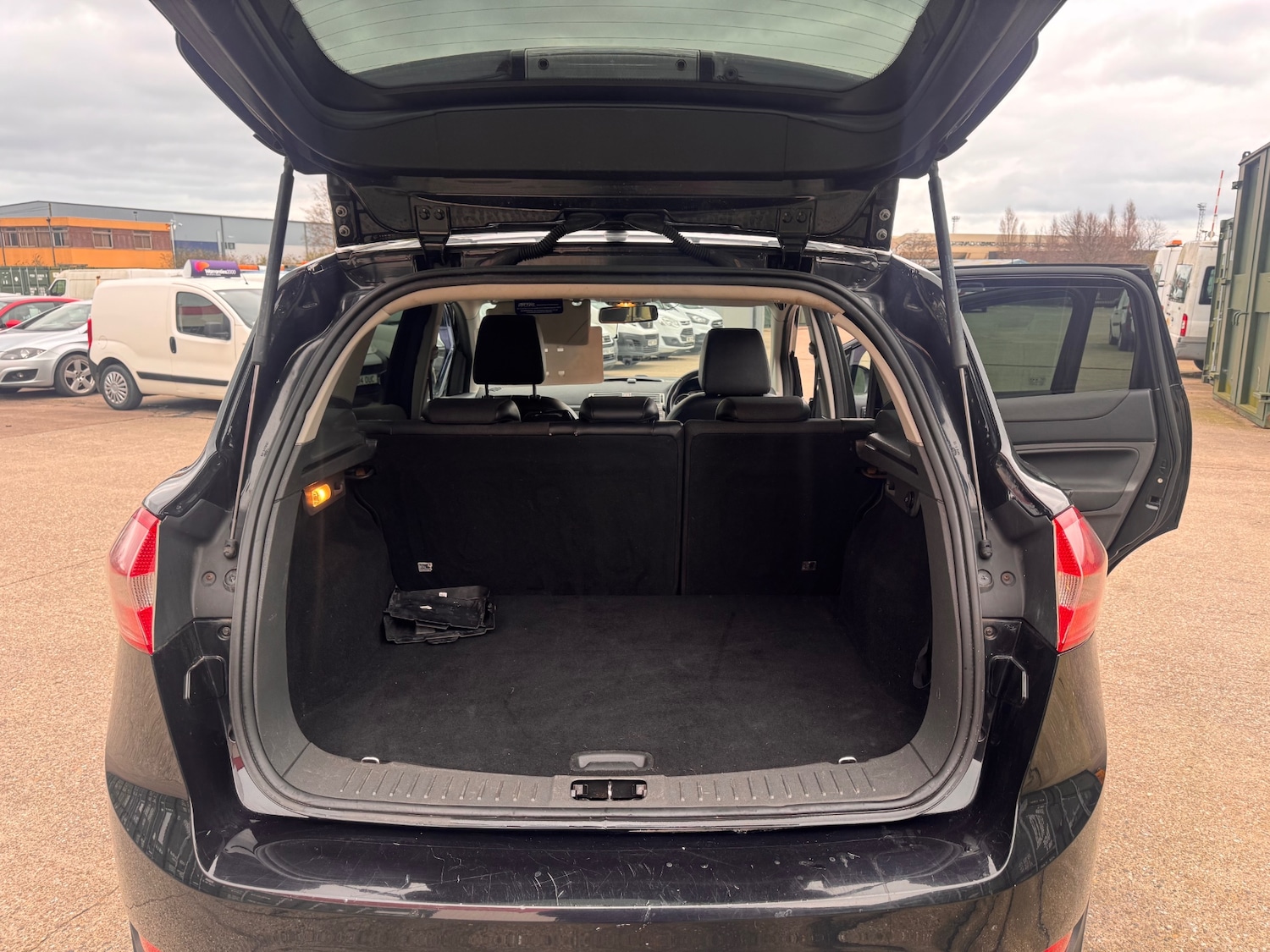 Used Ford Kuga 2012 for sale - 77915595: Photo 16