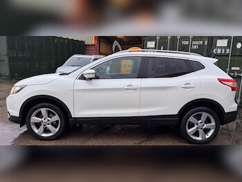 Used Nissan Qashqai 2015 for sale - 76970050: Photo