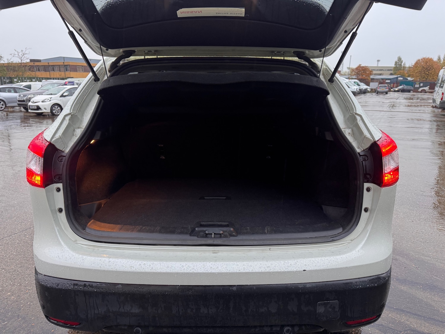 Used Nissan Qashqai 2015 for sale - 76970050: Photo 8