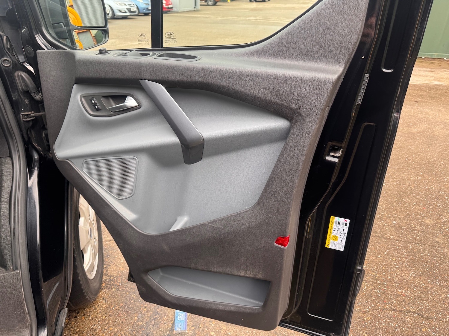 Used Ford Transit Custom 2018 for sale - 77579227: Photo 12