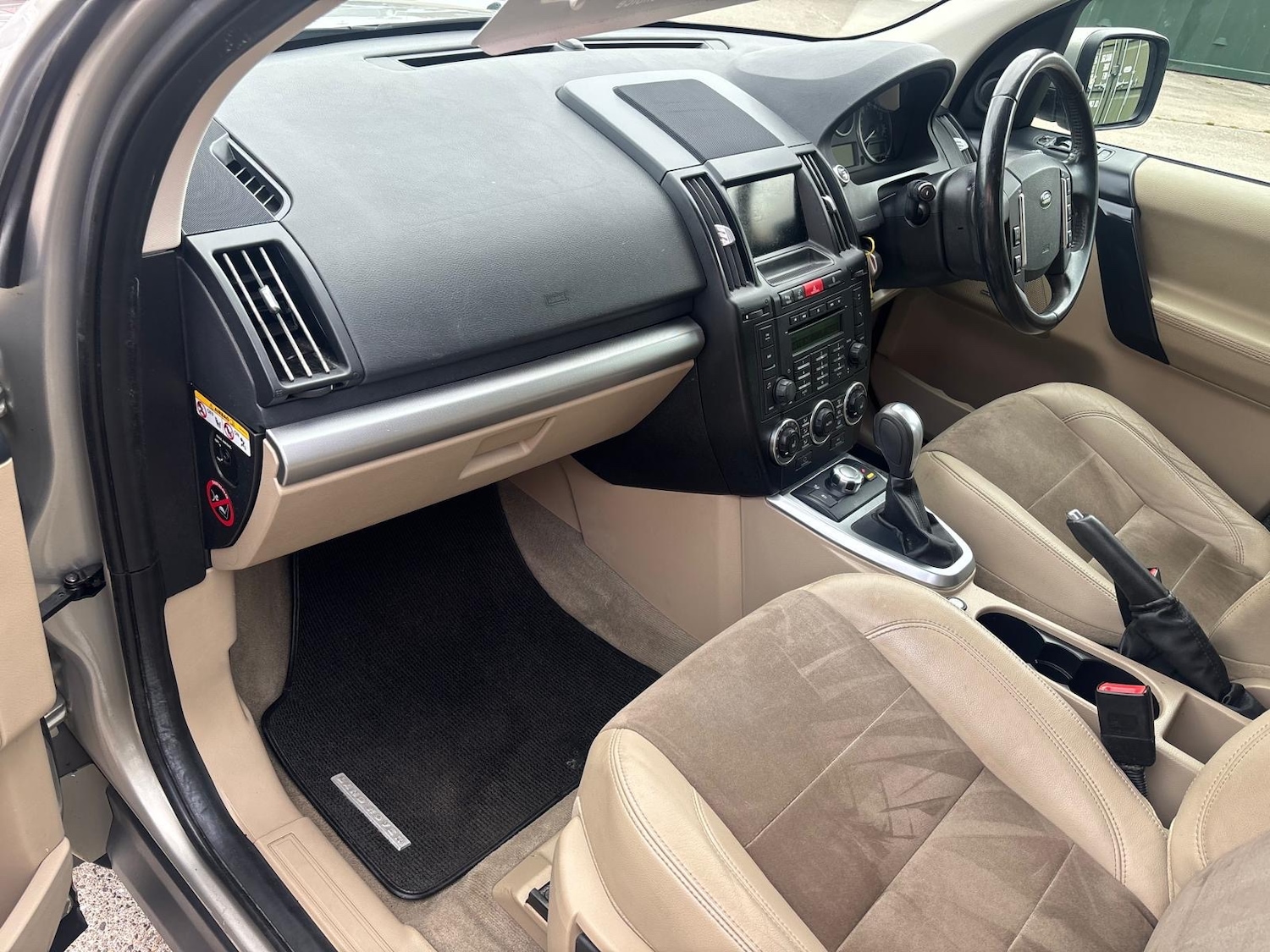 Used Land Rover Freelander 2011 for sale - 76391405: Photo 14