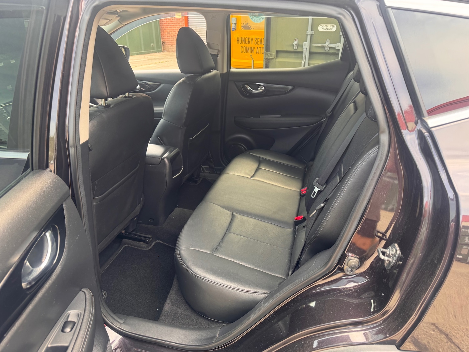 Used Nissan Qashqai 2017 for sale - 76979351: Photo 10