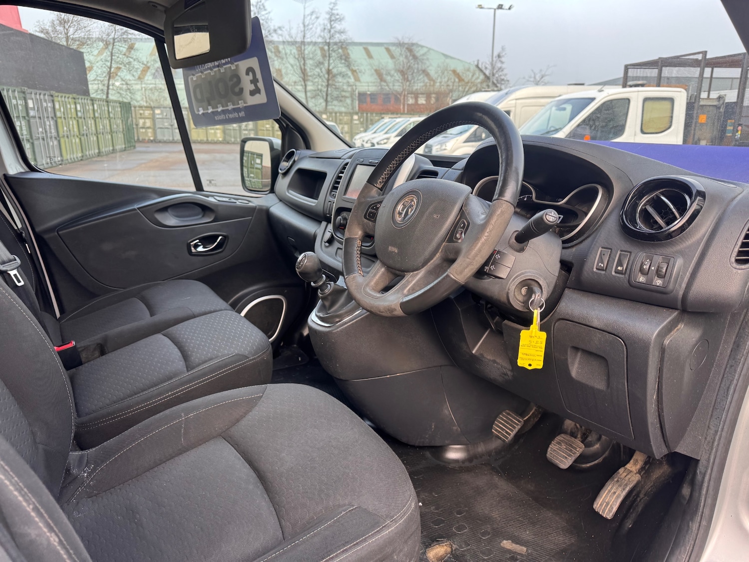 Used Vauxhall Vivaro 2015 for sale - 77354082: Photo 9