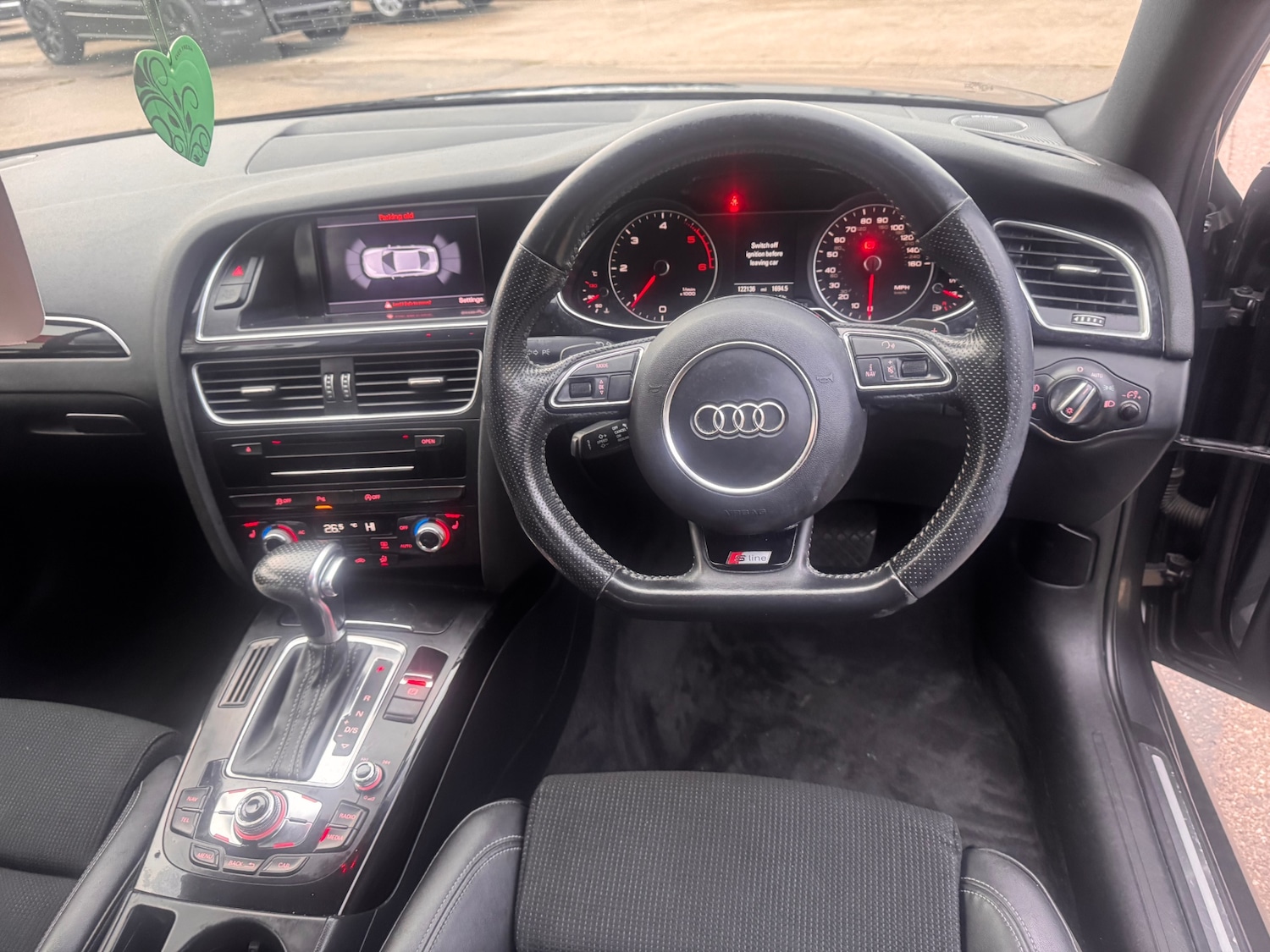 Used Audi A4 2013 for sale - 76591442: Photo 16