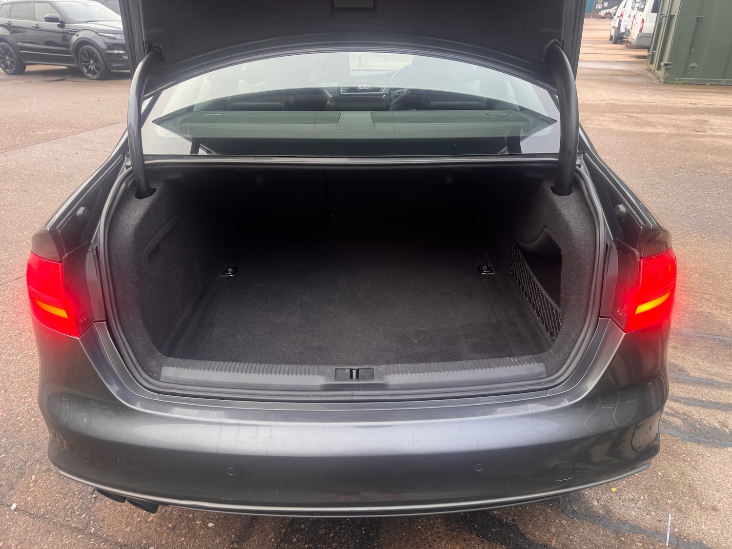 Used Audi A4 2013 for sale - 76591442: Photo 9