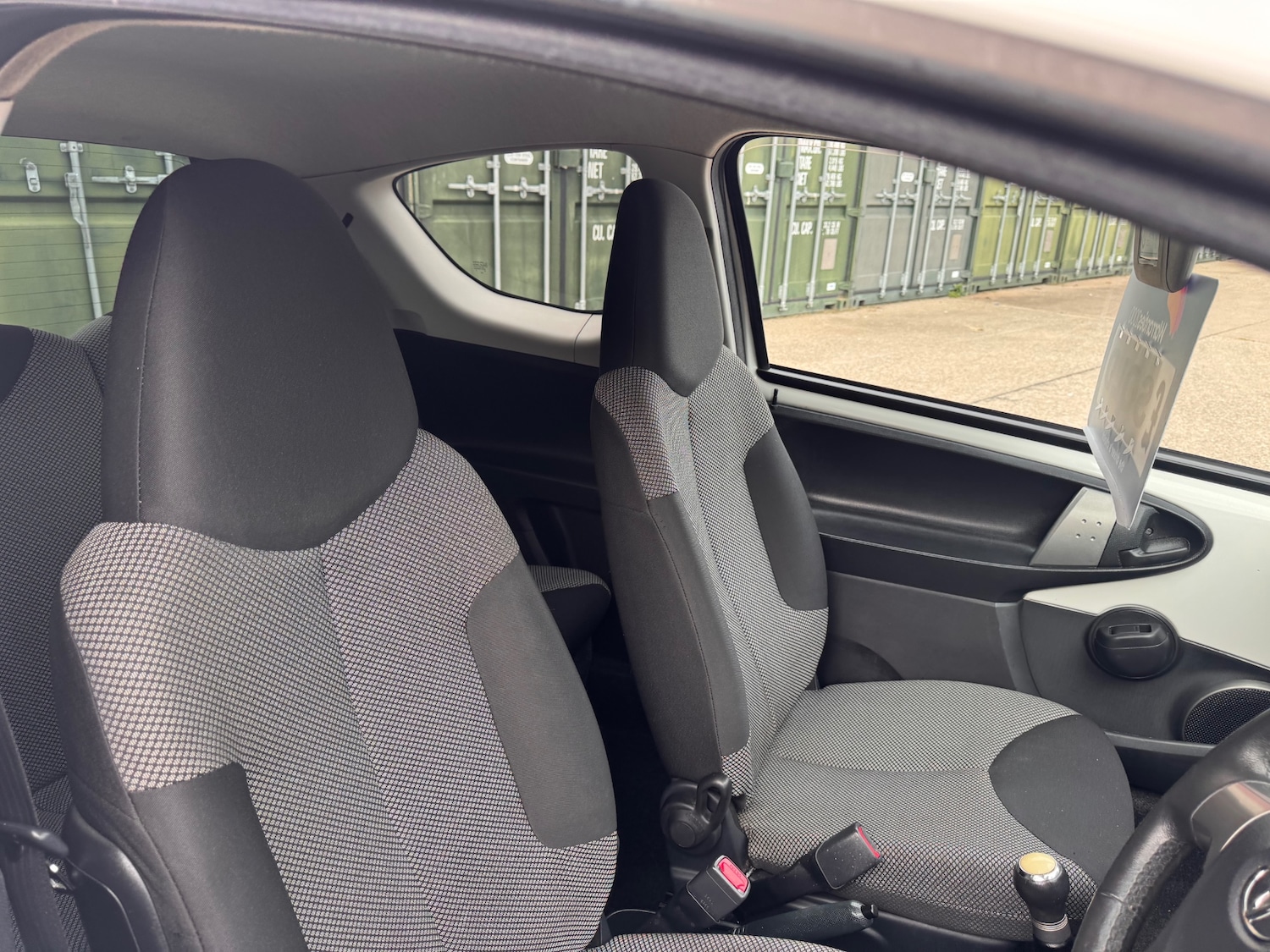 Used Toyota AYGO 2013 for sale - 76243945: Photo 12