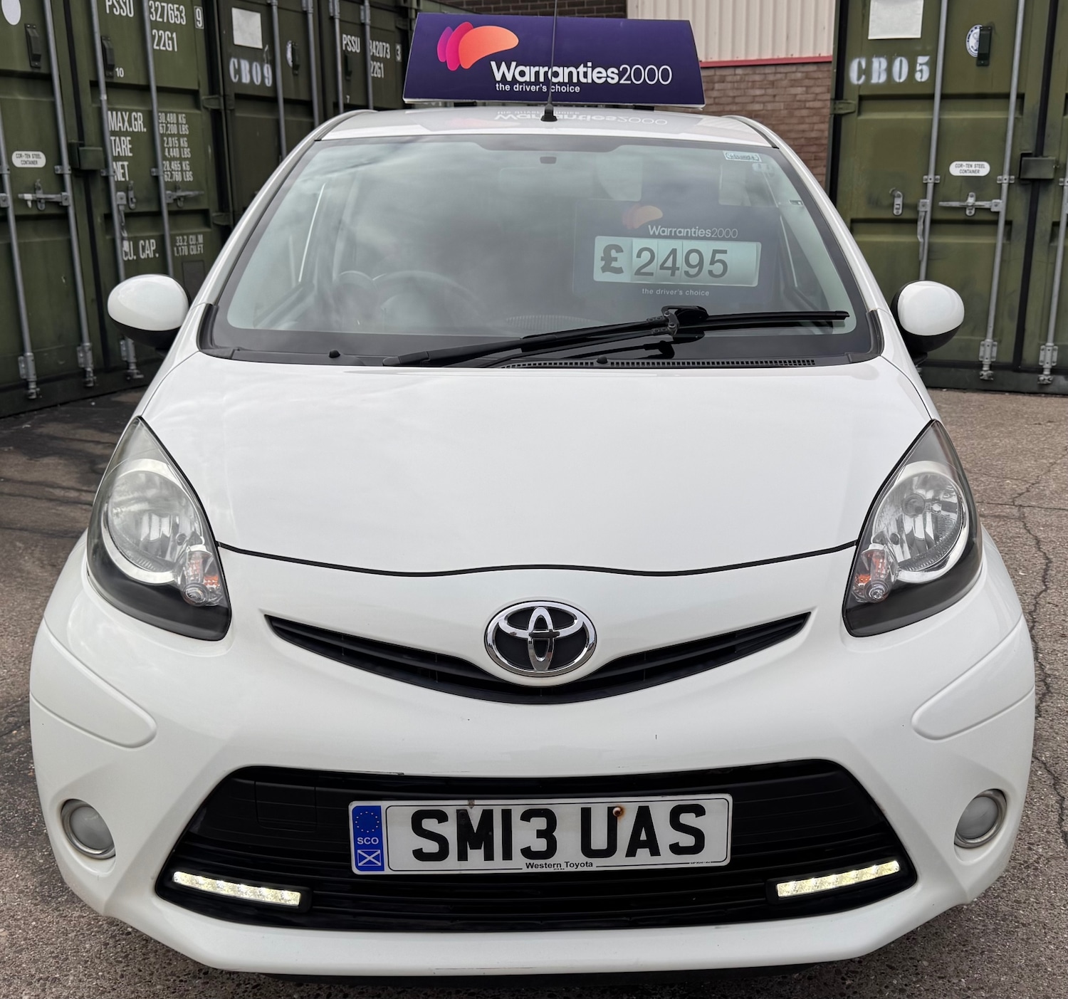 Used Toyota AYGO 2013 for sale - 76243945: Photo 2