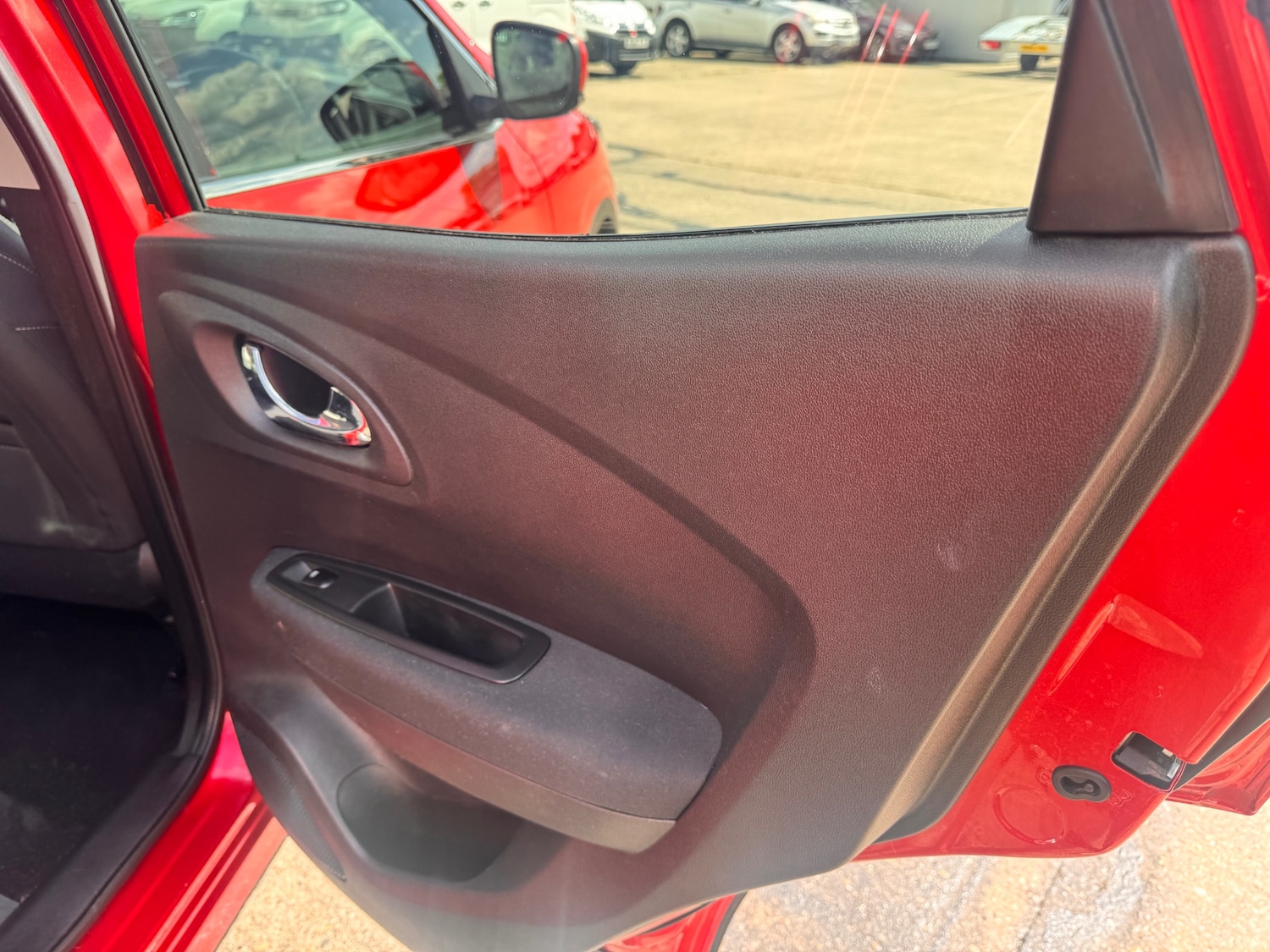 Used Renault Kadjar 2017 for sale - 77069350: Photo 11