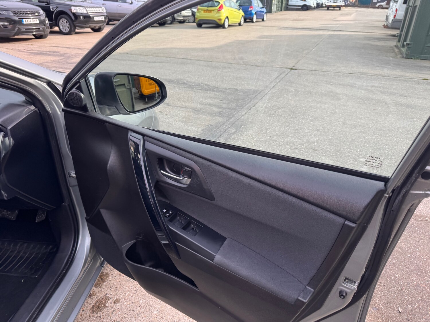 Used Toyota Auris 2016 for sale - 76368409: Photo 14