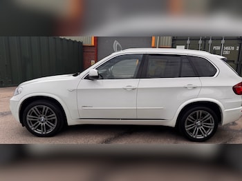 Used BMW X5 2011 for sale - 75346629: Photo