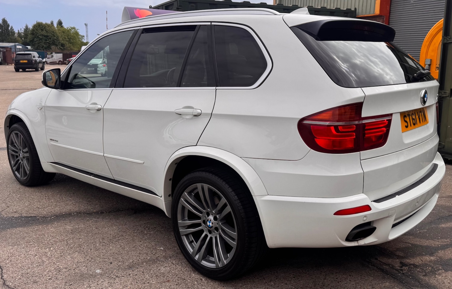 Vehicle 5
