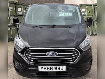 Used Ford Tourneo Custom 2018 for sale - 78123229: Photo