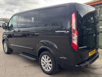 Used Ford Tourneo Custom 2018 for sale - 78123229: Photo