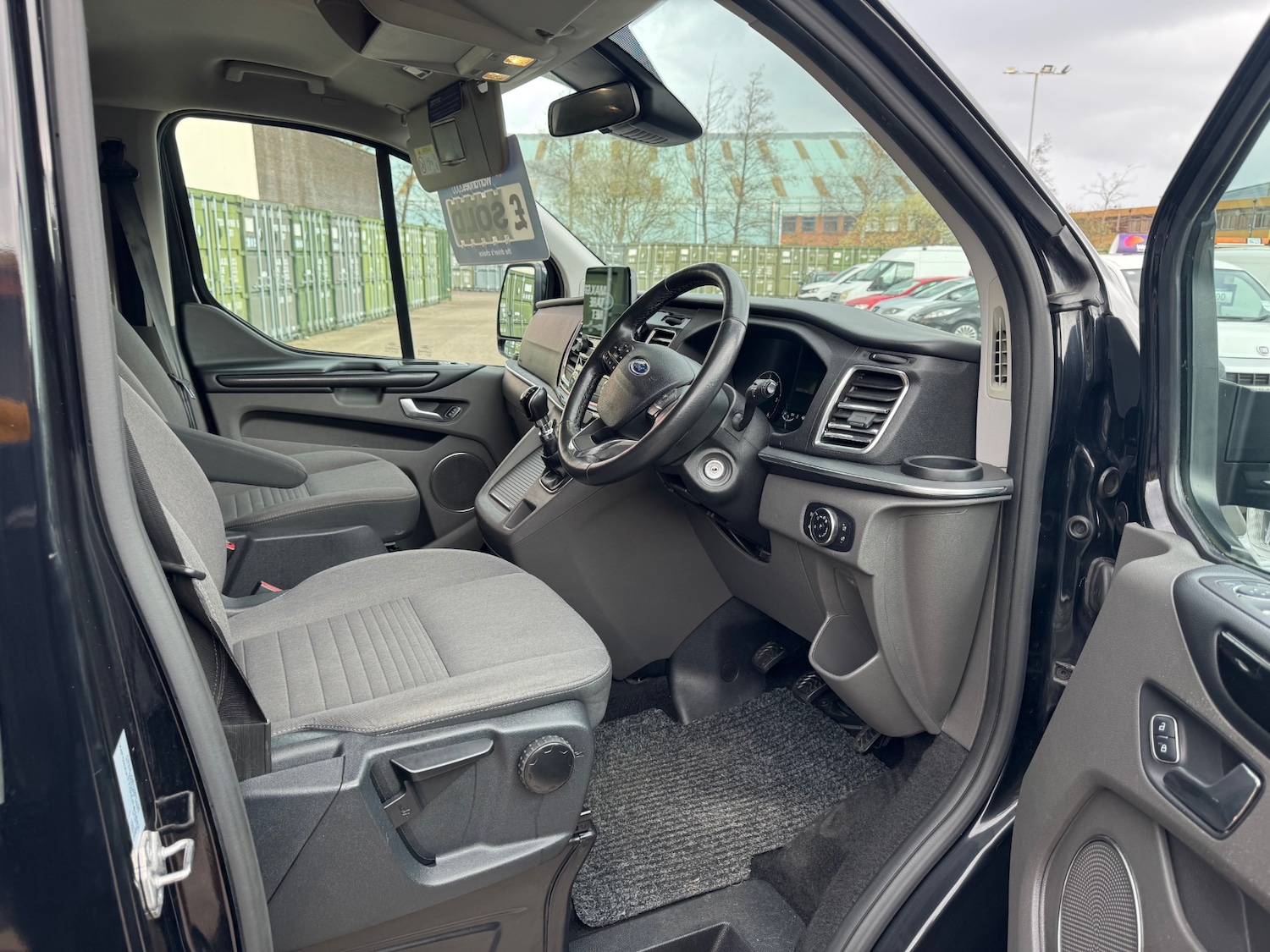 Used Ford Tourneo Custom 2018 for sale - 78123229: Photo 9