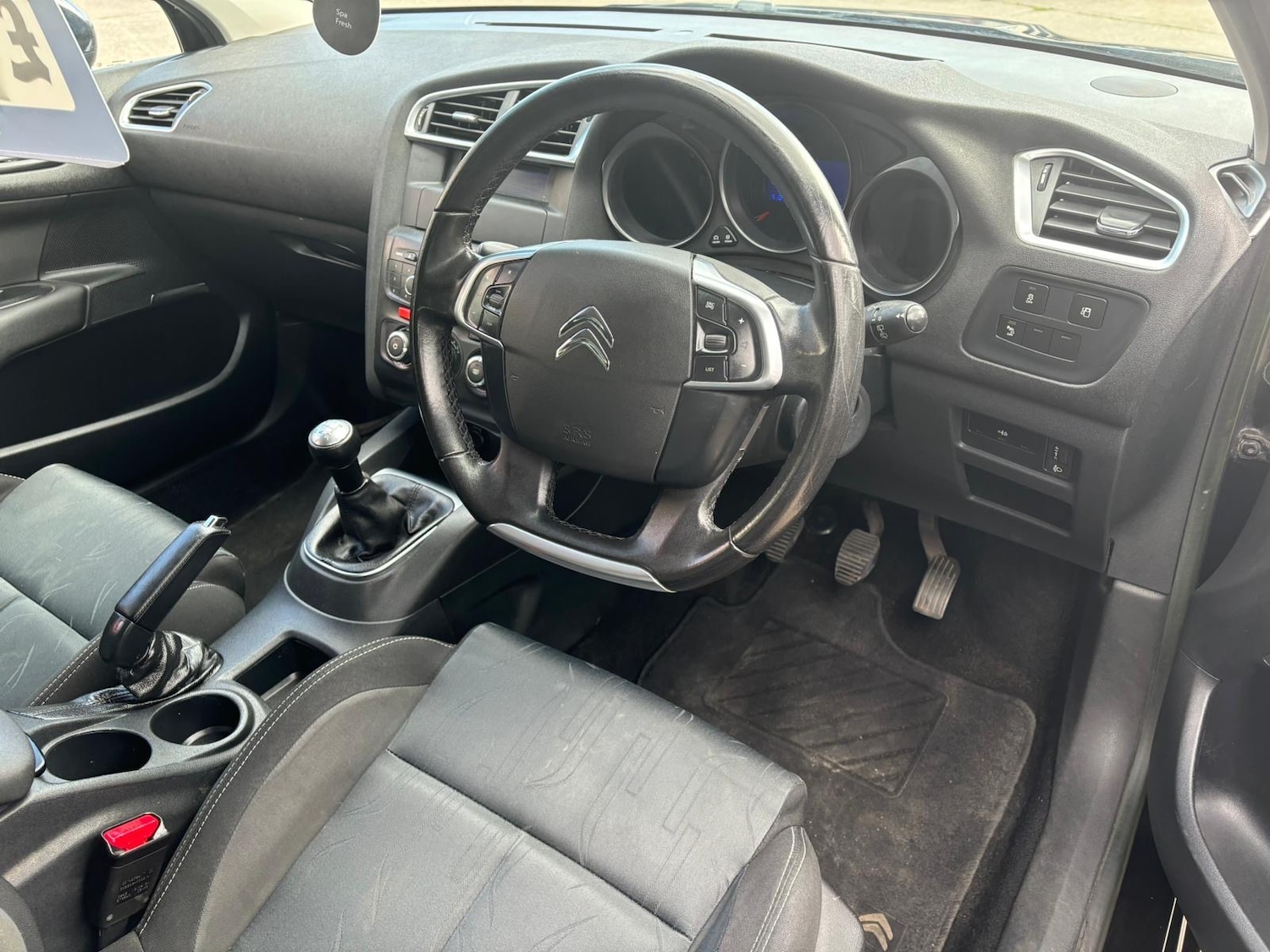 Used Citroen C4 2013 for sale - 77069365: Photo 9