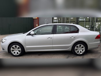 Used Skoda Superb 2015 for sale - 75423695: Photo