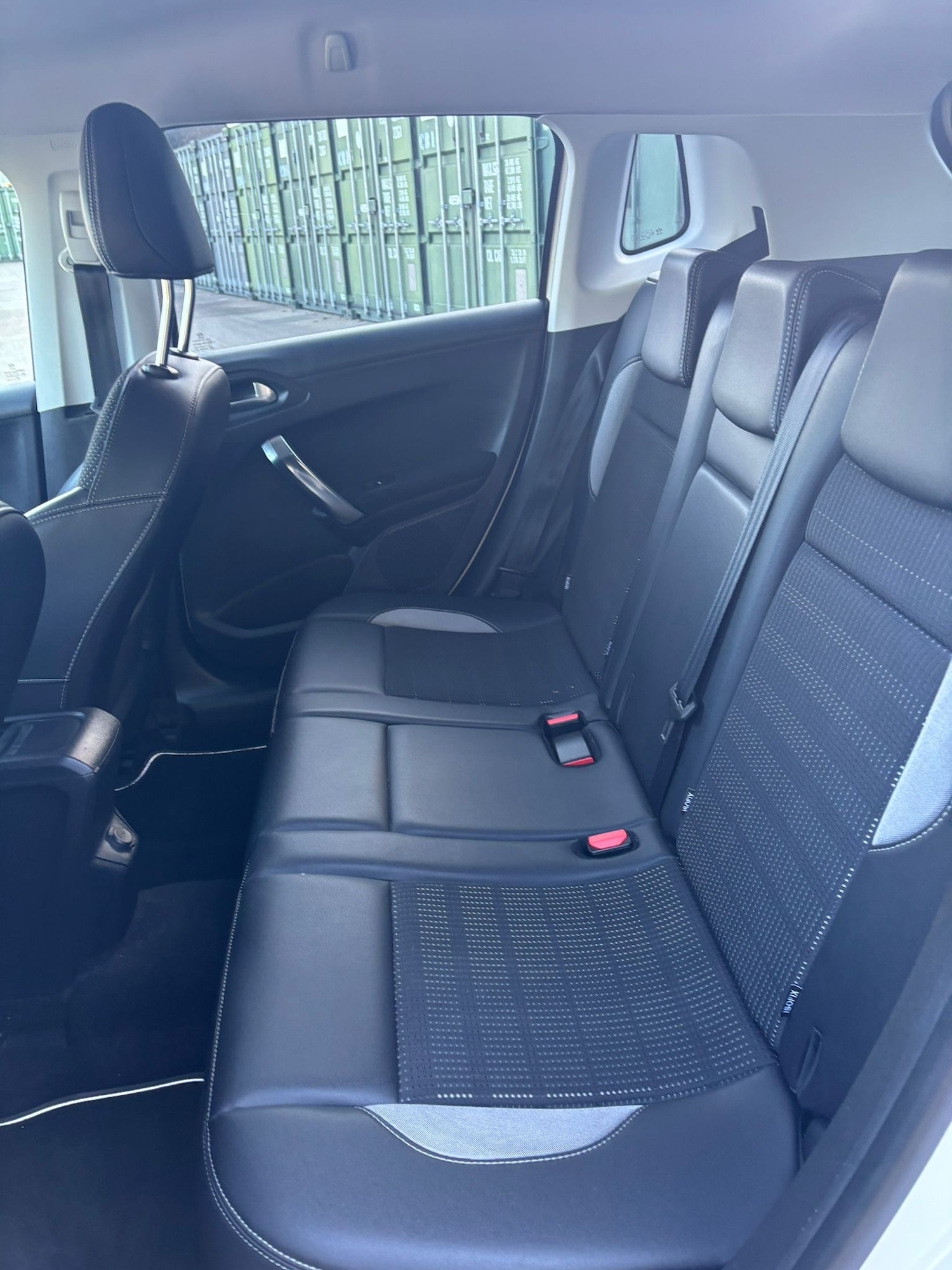 Used Peugeot 2008 2014 for sale - 76979345: Photo 13