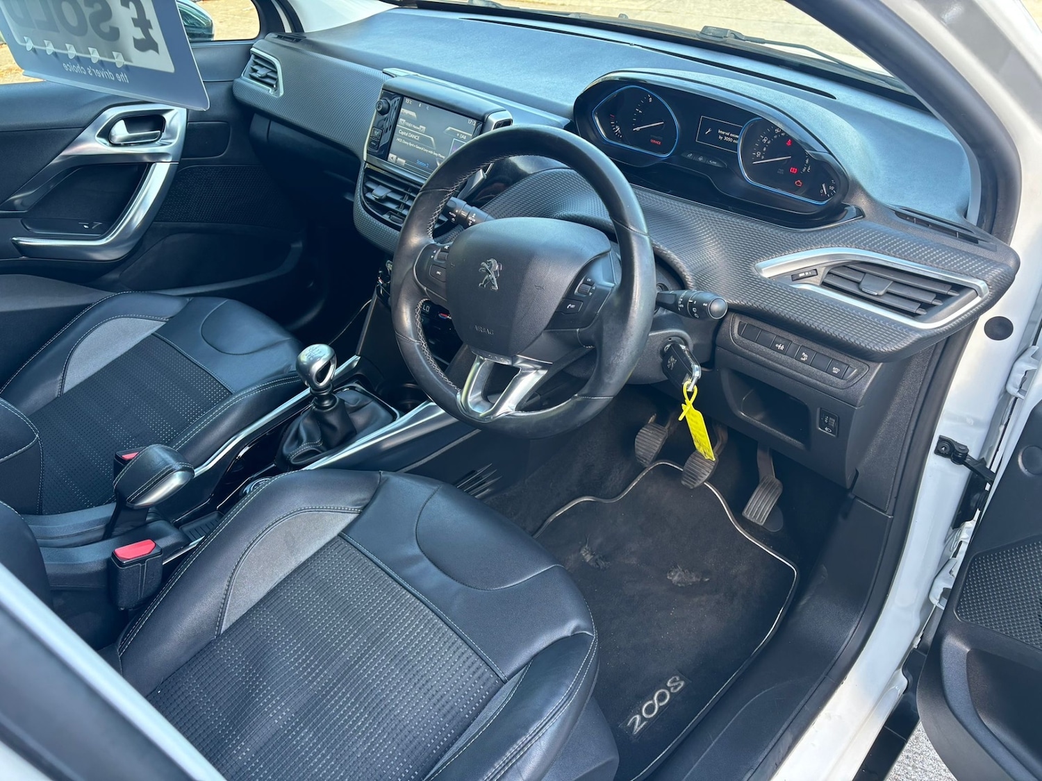 Used Peugeot 2008 2014 for sale - 76979345: Photo 9